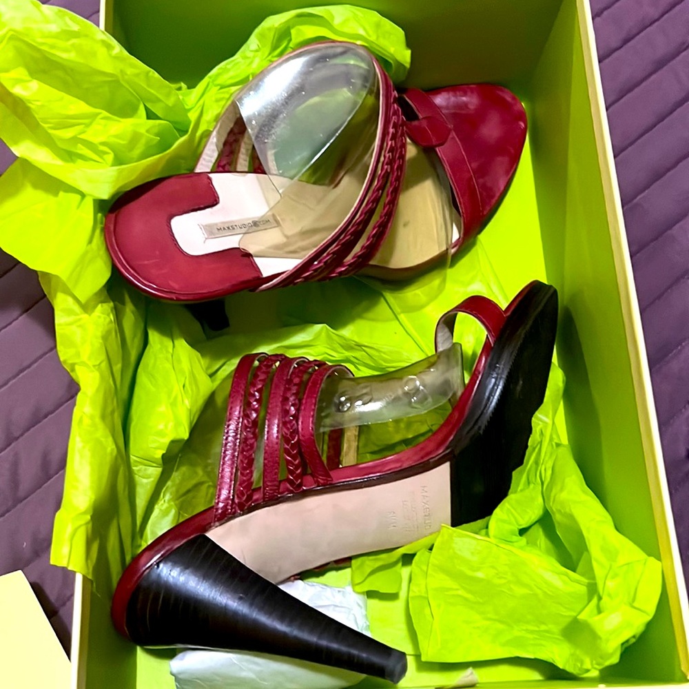 Maxstudio@com .. Size 8.5 … new shoes…